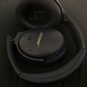 Noise cancellation Bose